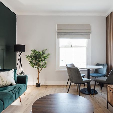 Stunning & Stylish 2 Bed Flat In West London公寓 外观 照片
