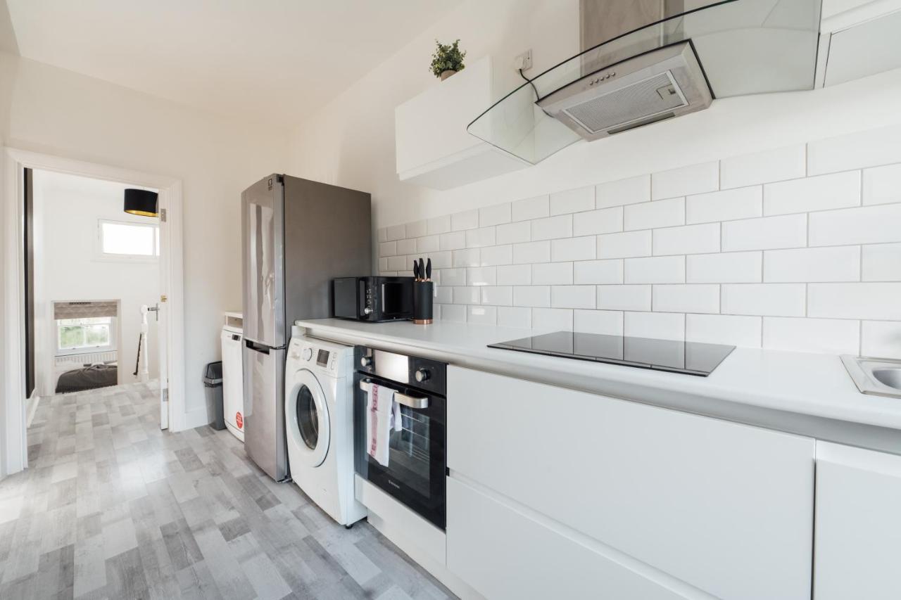Stunning & Stylish 2 Bed Flat In West London公寓 外观 照片