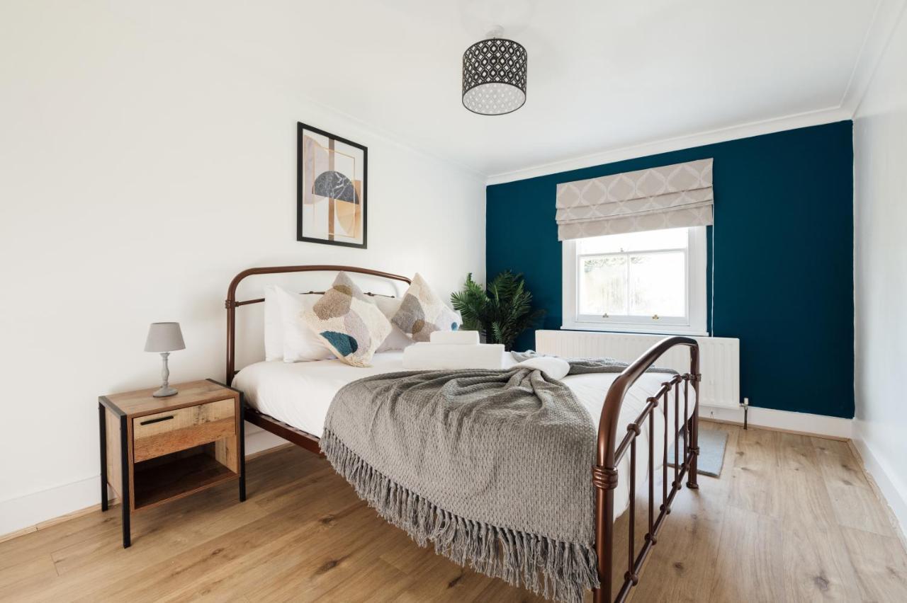 Stunning & Stylish 2 Bed Flat In West London公寓 外观 照片