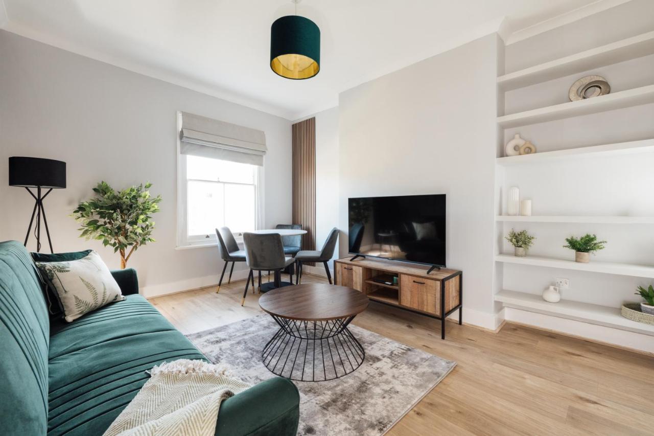 Stunning & Stylish 2 Bed Flat In West London公寓 外观 照片