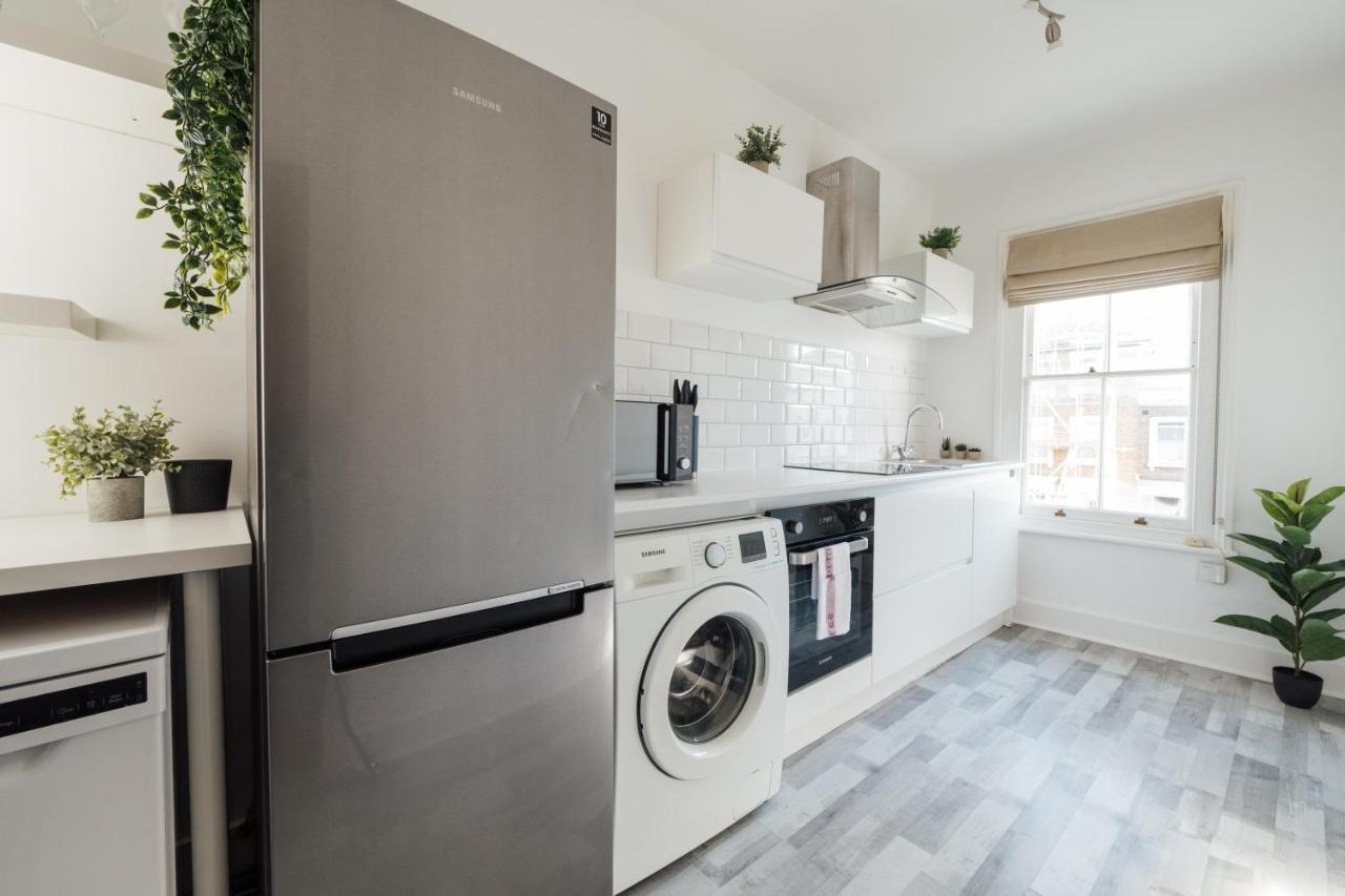 Stunning & Stylish 2 Bed Flat In West London公寓 外观 照片
