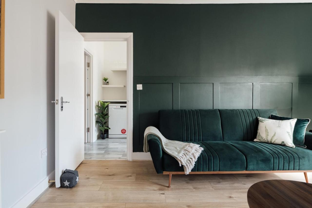 Stunning & Stylish 2 Bed Flat In West London公寓 外观 照片