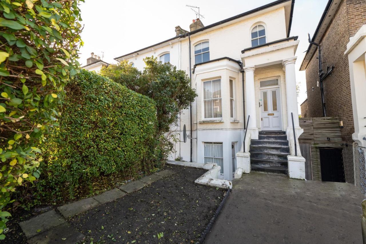 Stunning & Stylish 2 Bed Flat In West London公寓 外观 照片